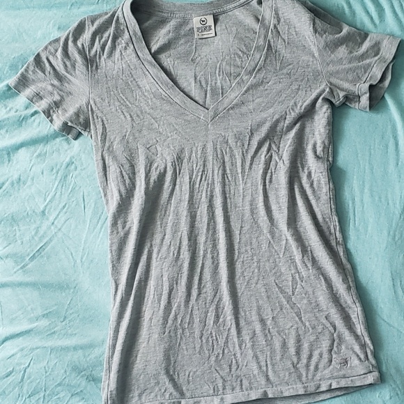 Victoria's Secret PINK shirt - Picture 1 of 4